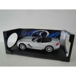 Schaalmodel - dodge viper srt-10 2003 - special edition