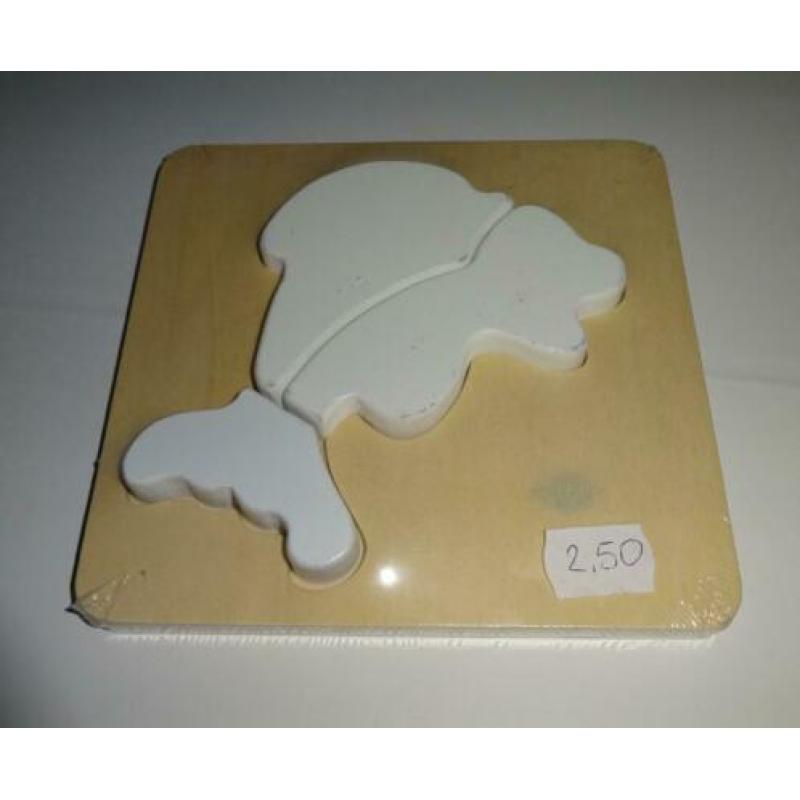 NIEUW Houten puzzel. voor kinderen tot 3 jaar. - 15 cm X 15