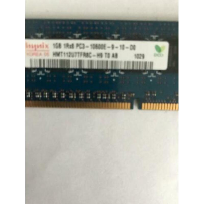 3 x 1 GB DDR3 1066 Mhz geheugen