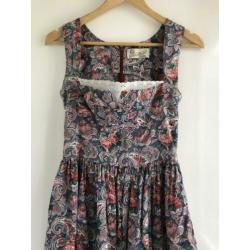Supermooie Tara Starlet swingdress 8/xs (Collectif achtig)
