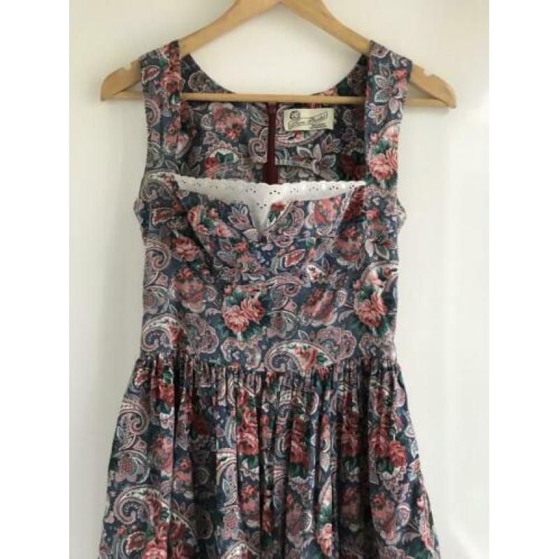 Supermooie Tara Starlet swingdress 8/xs (Collectif achtig)