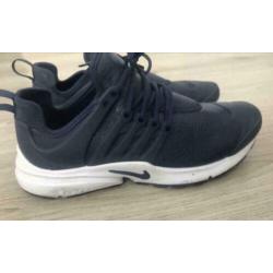 Mooie Nike Air Presto schoenen maat 39 blauw in goede staat!