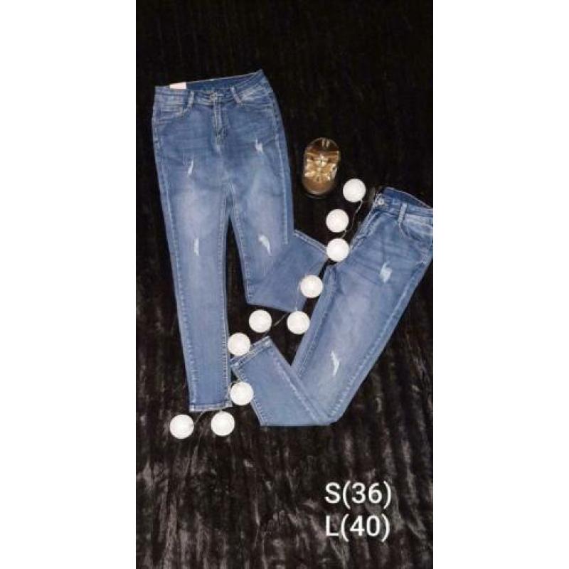 Jean's