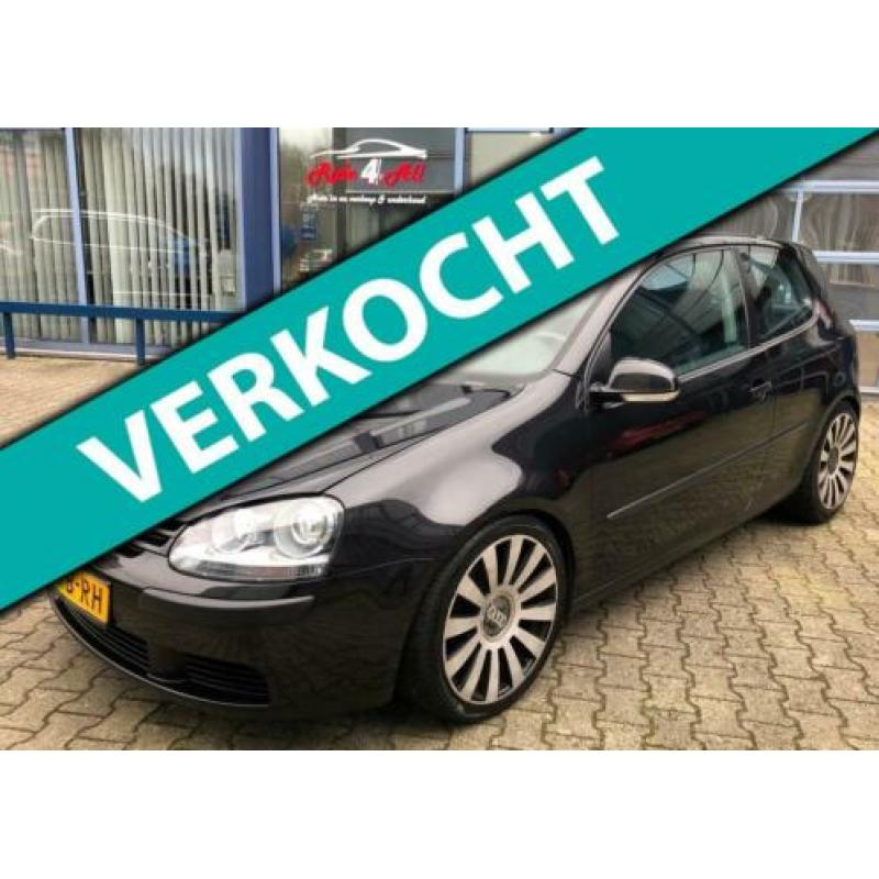 Volkswagen Golf 1.6 FSI Sportline NIEUWE APK!