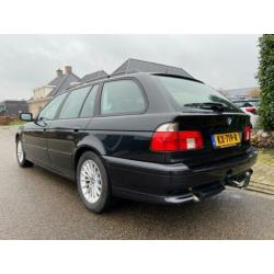 BMW 5 Serie Touring 530d Lifestyle Executive, BJ`2001, Young