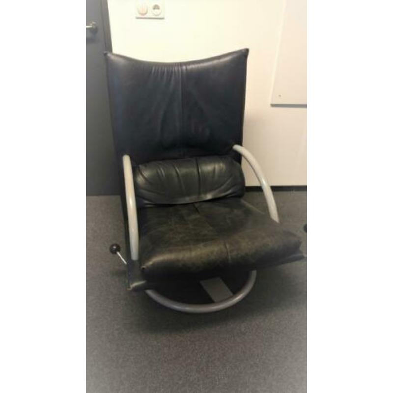 2 ROLF BENZ DESIGN Relaxfauteuils Donkerblauw Leder en staal