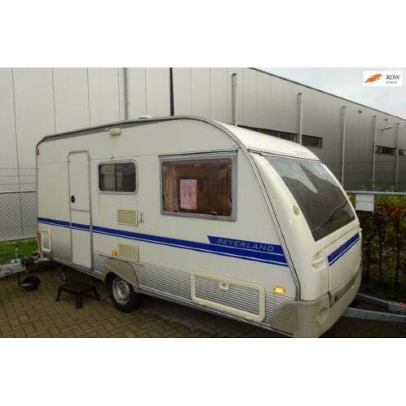 Beyerland QUARTZ 430 GT 2002 DINETTE TREINZIT 880 kg 4 pers