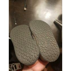 Adidas schoenen maat 24 grijs