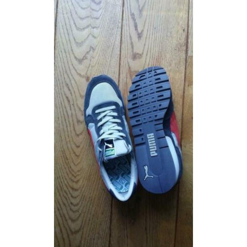 Puma- 44,5