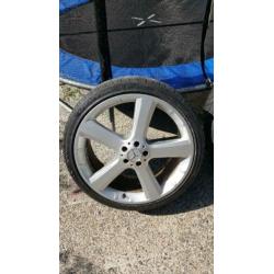 22 inch Mercedes velgen