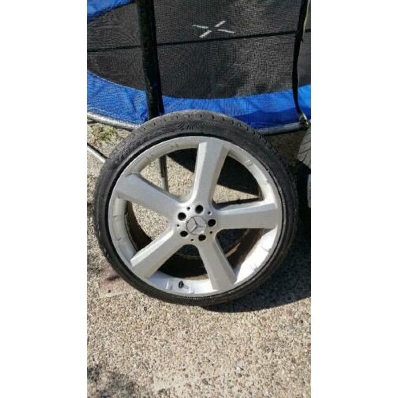 22 inch Mercedes velgen