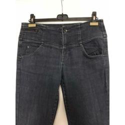 Aangesloten jeans broek van Esprit maat 42