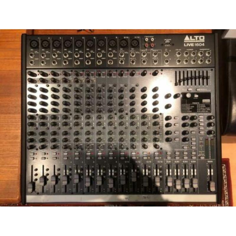 16 kanaals PA Mixer (Alto Pro Live 1604)