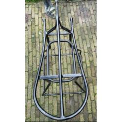 Handige zadelstandaard