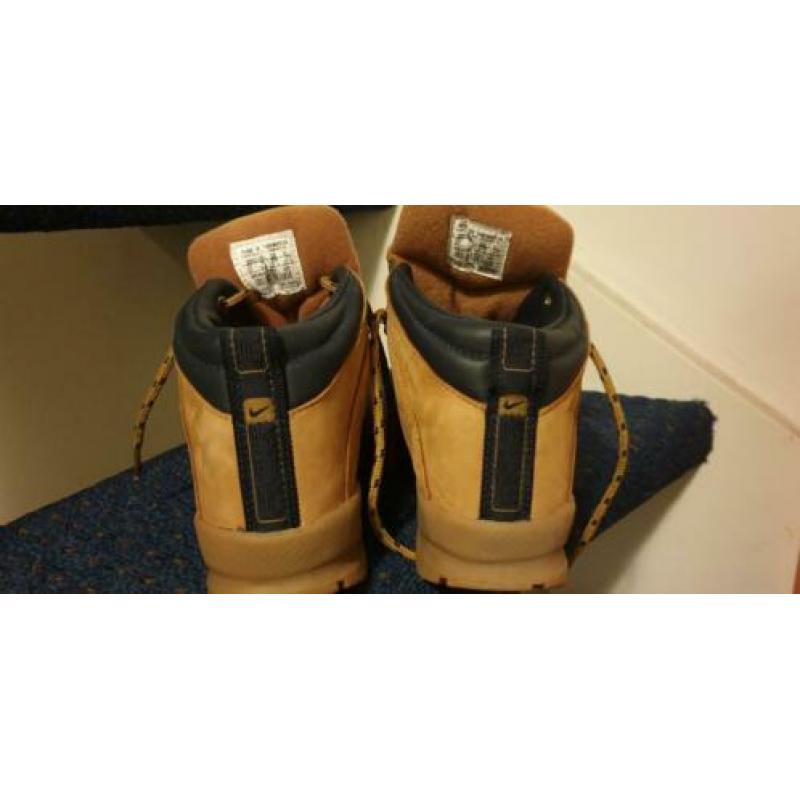 Nike schoenen maat 37,5 nieuw!
