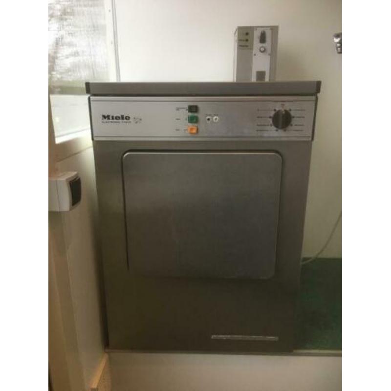 Miele professionele droger met muntautomaat