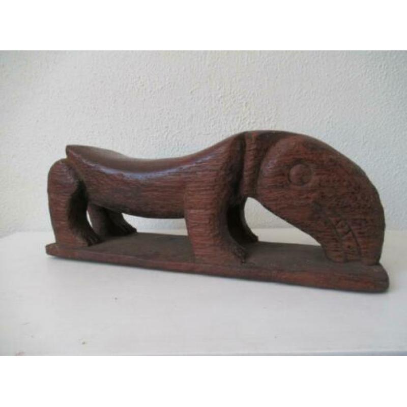Oud primitief hoofdkussen, Asmat tribe Papu Nieuw Guinea art