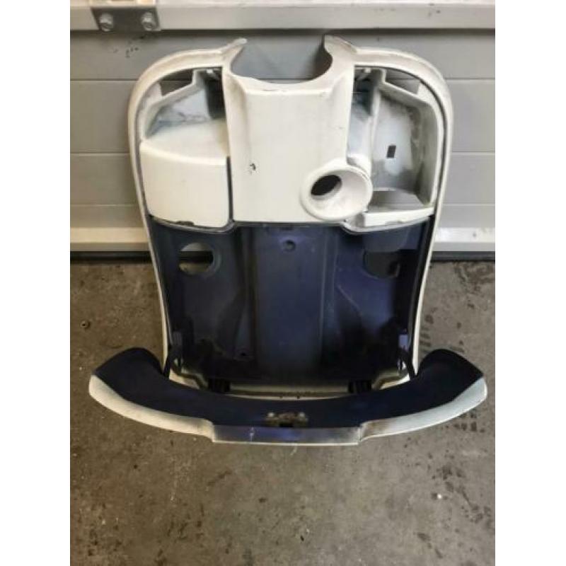 Vespa ET2/4 Knieschild.