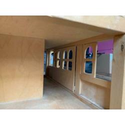 Poppenhuis hout