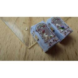 Poppenhuis micro paashaasje in doos (d443)