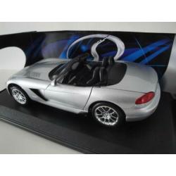 Schaalmodel - dodge viper srt-10 2003 - special edition