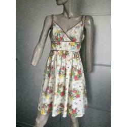 B215 CHARLOTTE RUSSE: jurkje beige Maat S=36