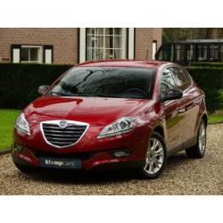 Lancia Delta 1.4 M.air Gold PDC/Uniek!netjes!/cruise/climate