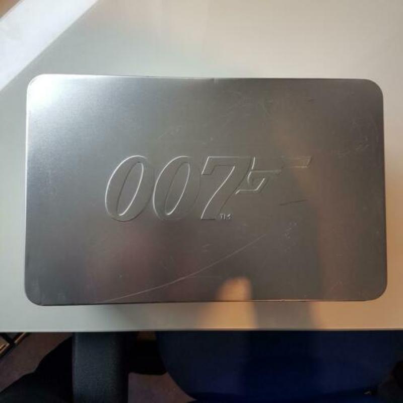 James Bond DVD collection box 1-20
