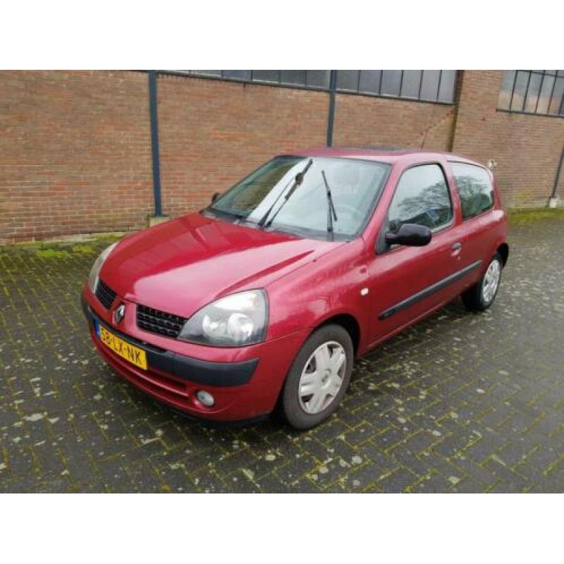 Renault Clio 1.2 16V 3DR 2003 Rood