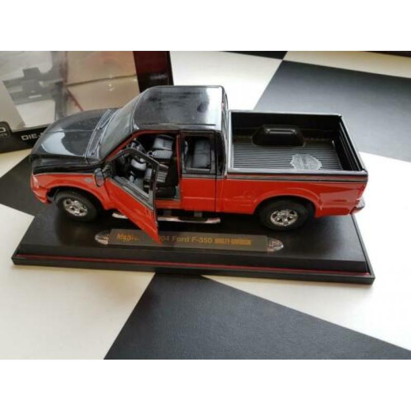 Ford f 350 Harley davidson 1:18