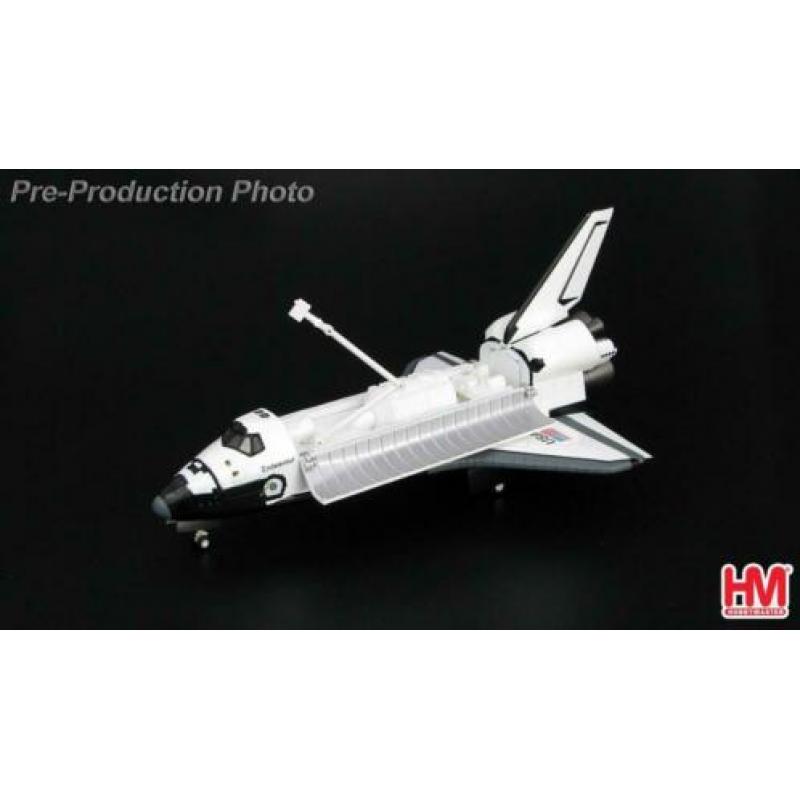 Space Shuttle Orbiter Endeavour STS-88 Hobby Master HL1404