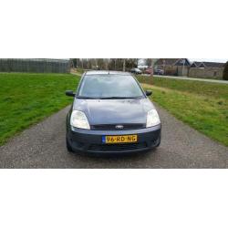 Ford Fiesta 1.4 Ghia 5DR 2005 NAP Nieuwe keuring Netjes&Fris