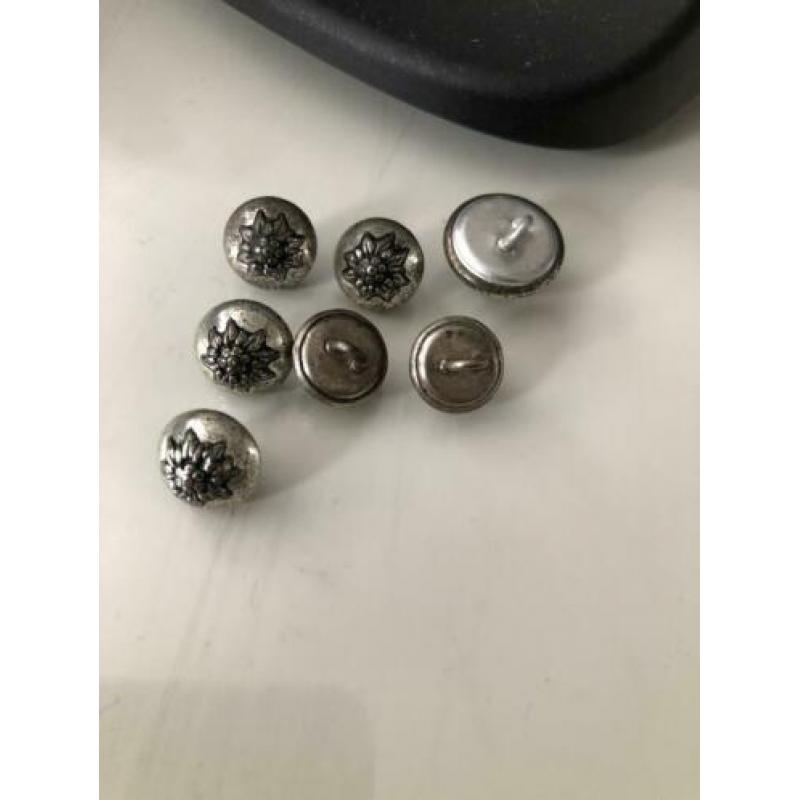 7X vintage antieken zilveren knopen