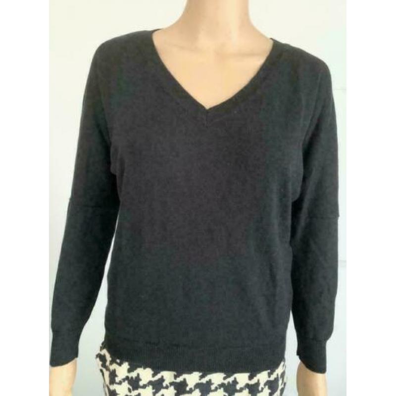 D1143 ESSENTIEL maat 34=XS wollen designer jurk zwart/wit