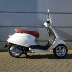 Vespa Primavera 960KM Nieuwstaat!!!