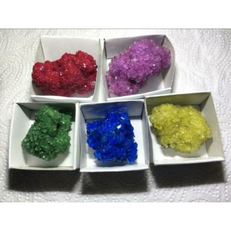 Mineraal cluster verzameling amethist