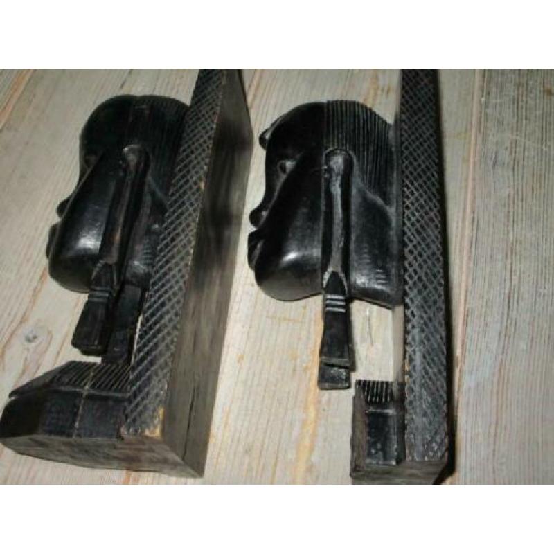 2 Boekensteunen(HOUT).v,a 15,00e