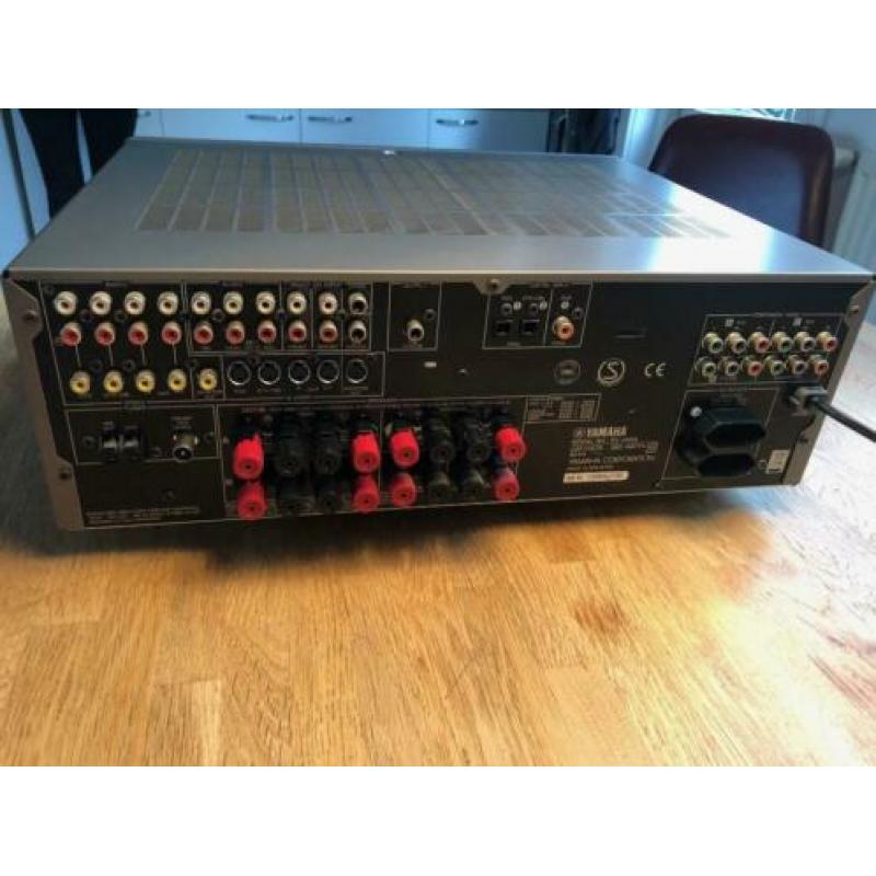 Yamaha RX-V459 receiver versterker