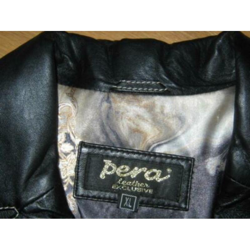 PERA EXCLUSIEVE LEREN TUSSENJAS mt. XL (Valt als 42)