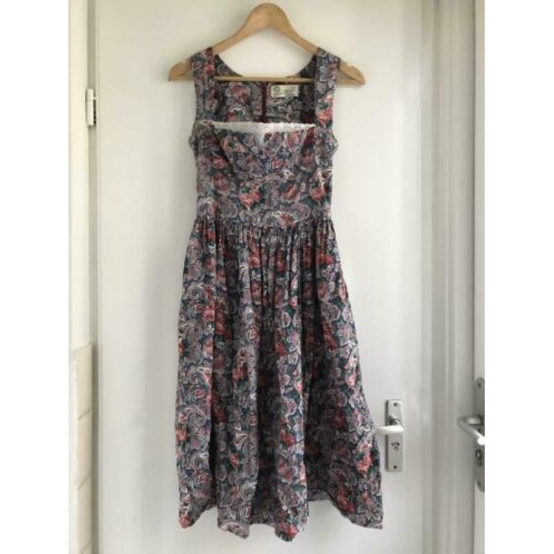 Supermooie Tara Starlet swingdress 8/xs (Collectif achtig)
