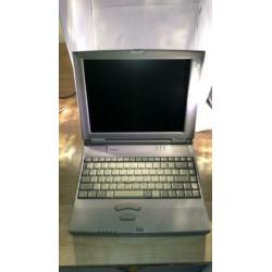 Vintage Toshiba Satellite 310CDT Laptop + opberg tas,oplader