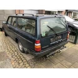 3x volvo 240 / 245 alléén voor onderdelen (sloop)