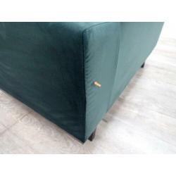 Toronto fauteuil/loveseat velours groen van € 319 NU € 189