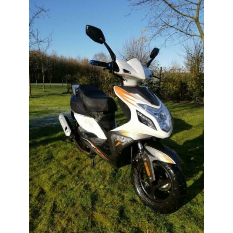 Zo goed als nieuwe BTC R8 EURO 4