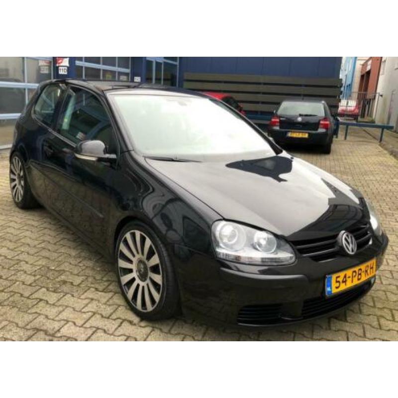 Volkswagen Golf 1.6 FSI Sportline NIEUWE APK!