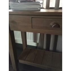 Sidetable hout met lade en plank