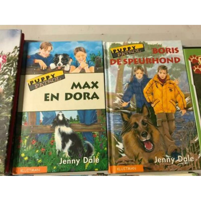 T.K.nog 7 Puppy Patrol boeken en 2 DVD's zie actuele lijst