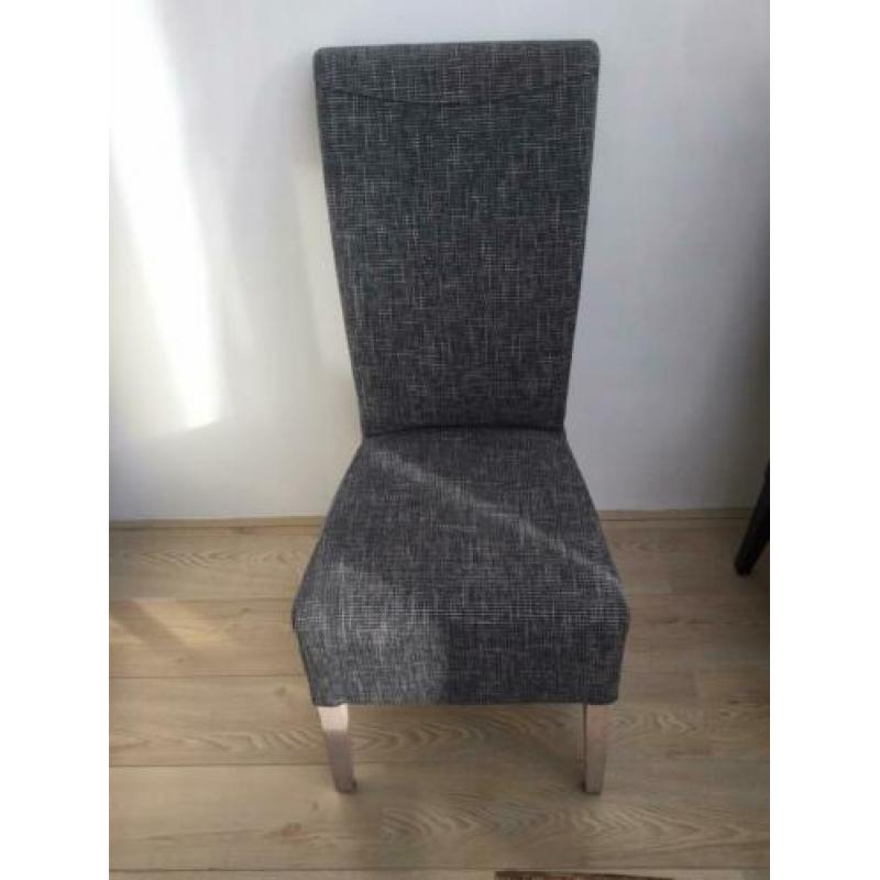 3 eetkamerstoelen bruin, 15 euro voor alle 3
