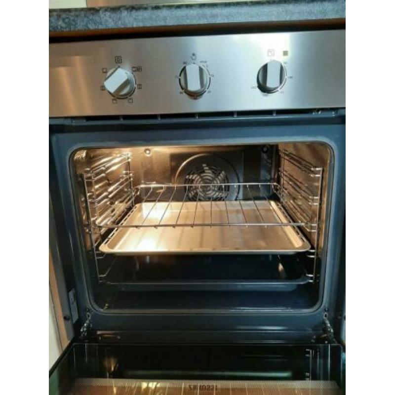 Oven inbouw 60x60 incl hetelucht