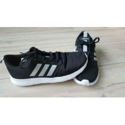 0 slijtage, als nieuw Adidas sneakers maat 39